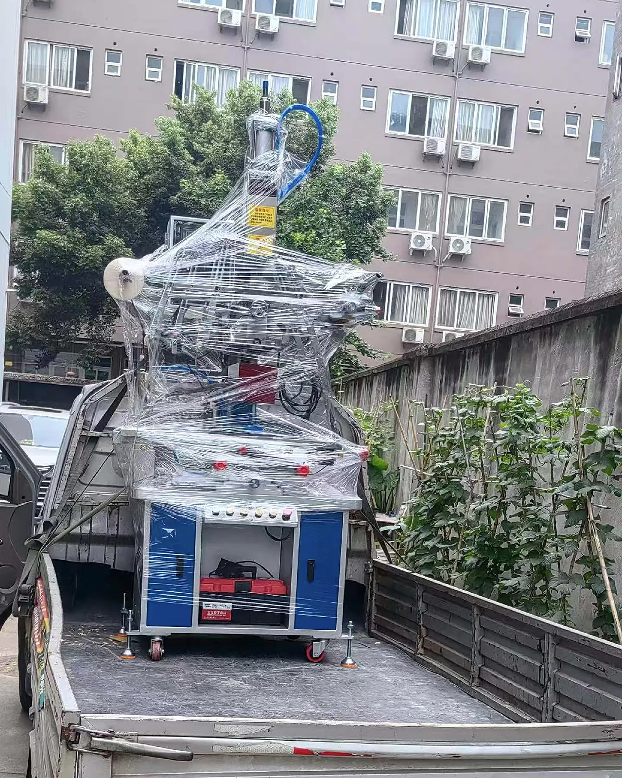 Wrapped semi-automatic hot stamping machine loaded for transport